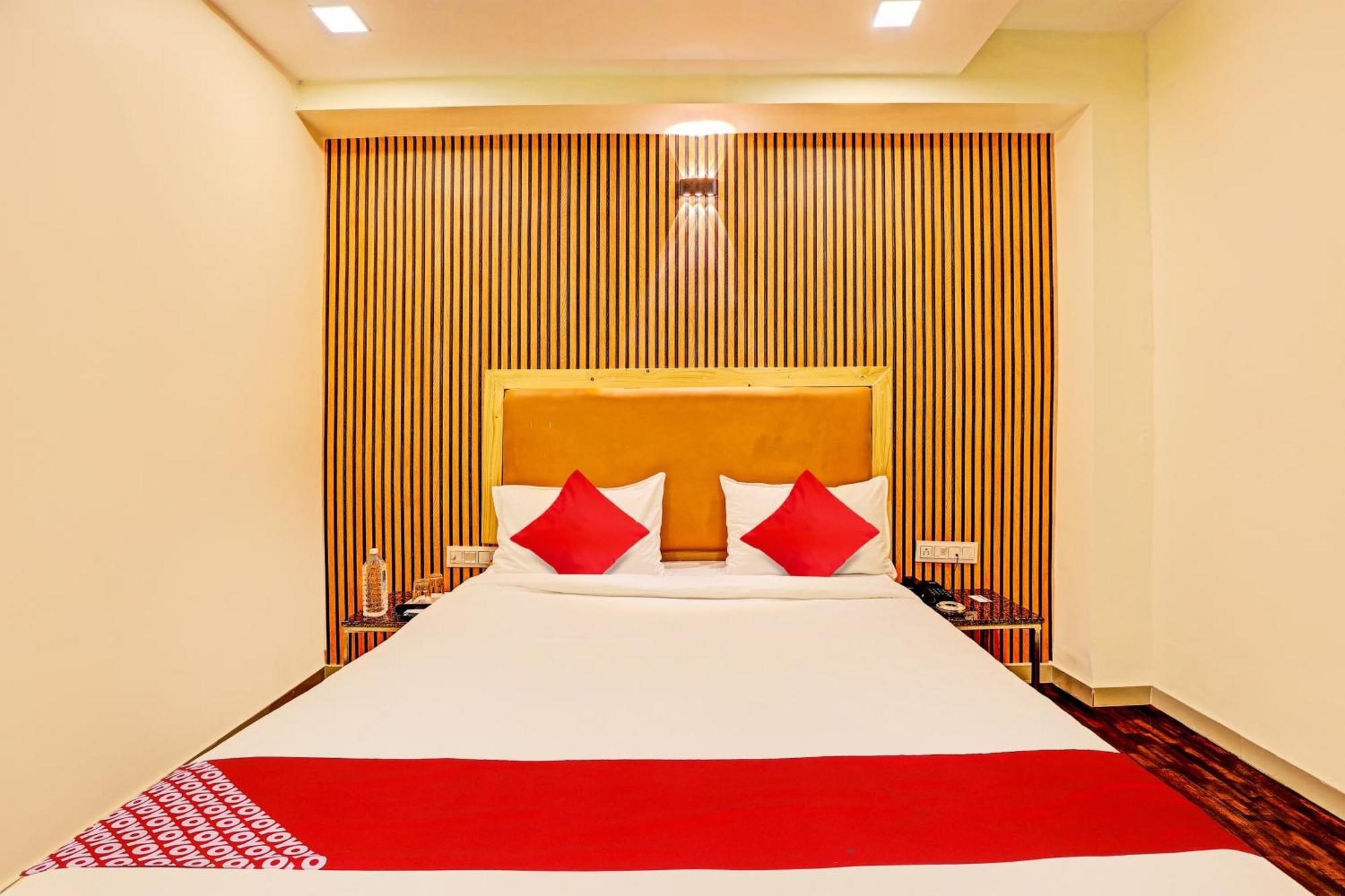 Hotel O Alexa Αχμπανταμπάντ Εξωτερικό φωτογραφία