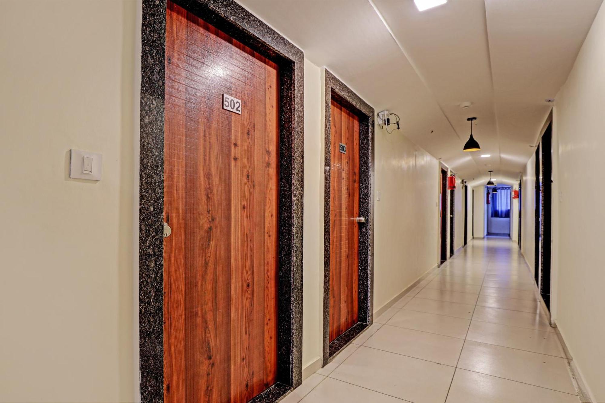 Hotel O Alexa Αχμπανταμπάντ Εξωτερικό φωτογραφία