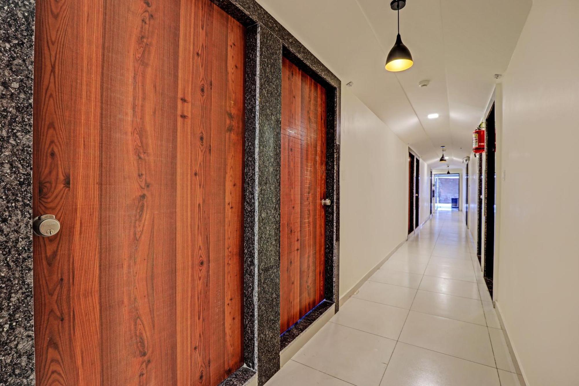 Hotel O Alexa Αχμπανταμπάντ Εξωτερικό φωτογραφία